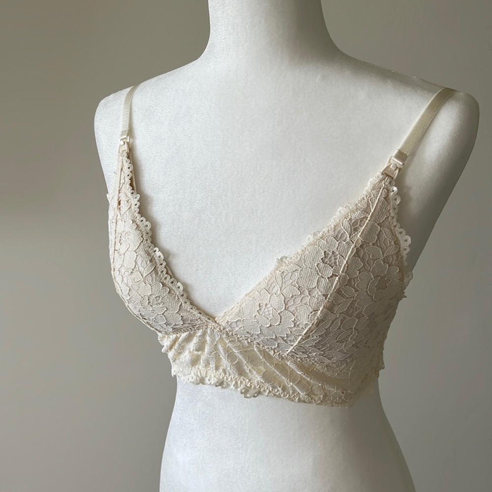 Lacy Nursing Bra
